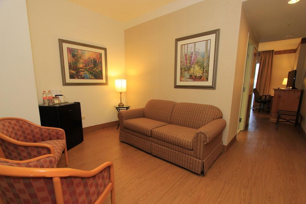 Holiday Inn Express Silao-Aeropuerto Bajio By Ihg Екстер'єр фото