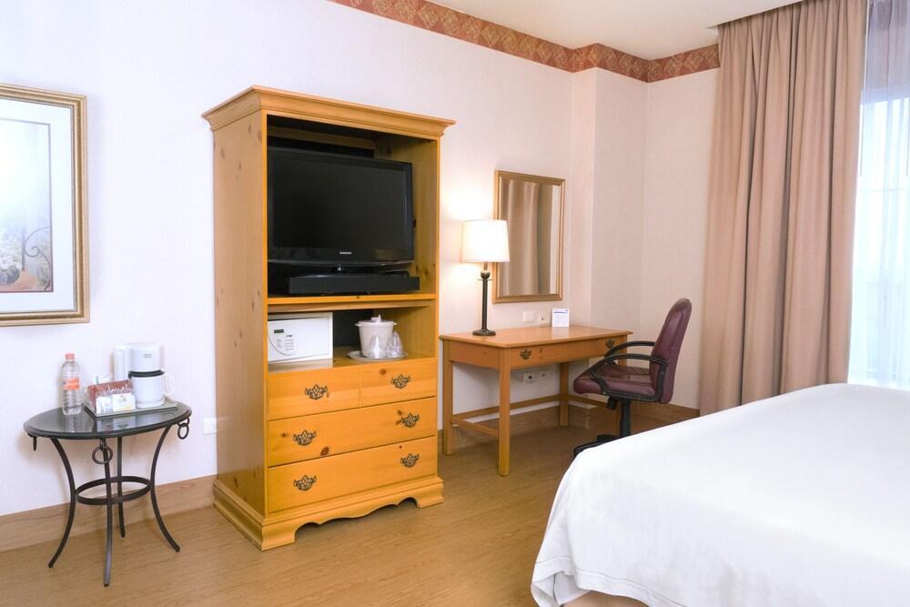 Holiday Inn Express Silao-Aeropuerto Bajio By Ihg Екстер'єр фото