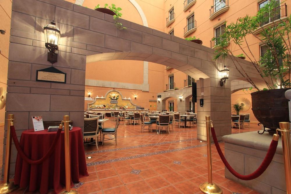 Holiday Inn Express Silao-Aeropuerto Bajio By Ihg Екстер'єр фото