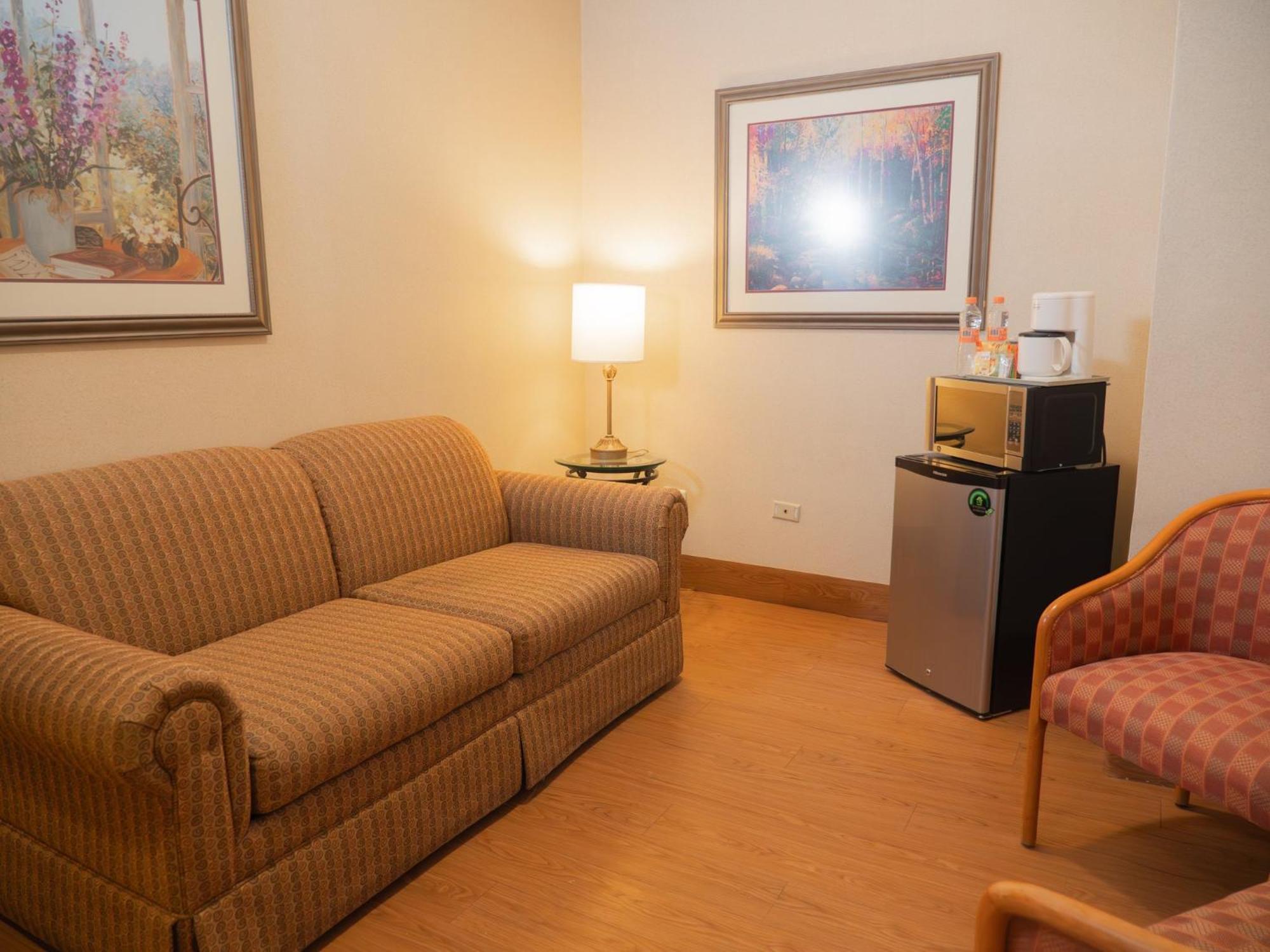 Holiday Inn Express Silao-Aeropuerto Bajio By Ihg Екстер'єр фото