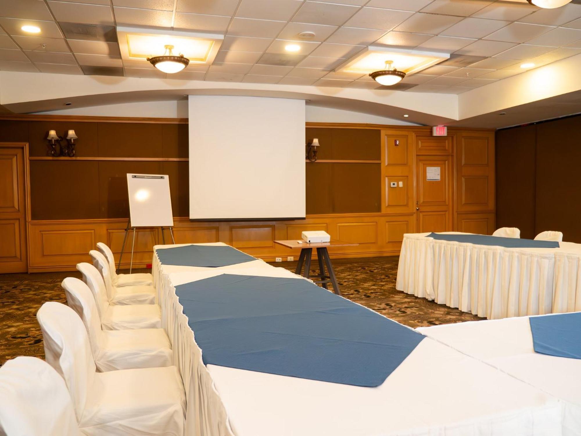 Holiday Inn Express Silao-Aeropuerto Bajio By Ihg Екстер'єр фото
