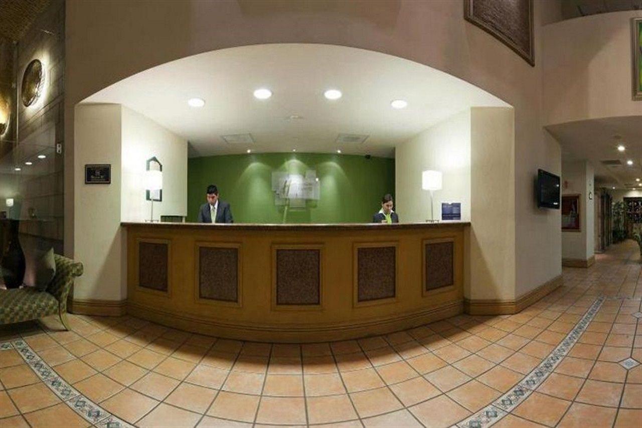 Holiday Inn Express Silao-Aeropuerto Bajio By Ihg Екстер'єр фото