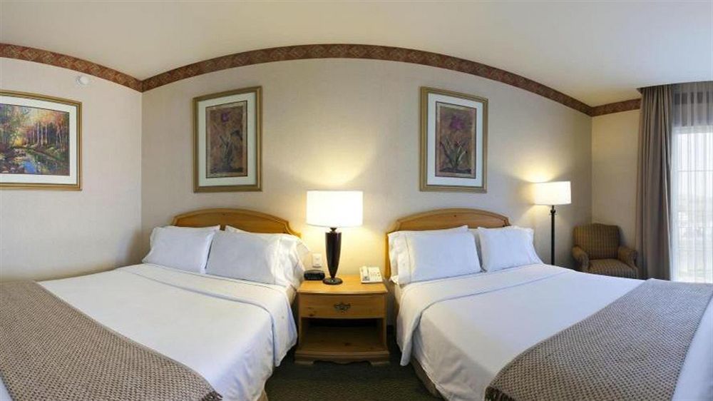 Holiday Inn Express Silao-Aeropuerto Bajio By Ihg Екстер'єр фото