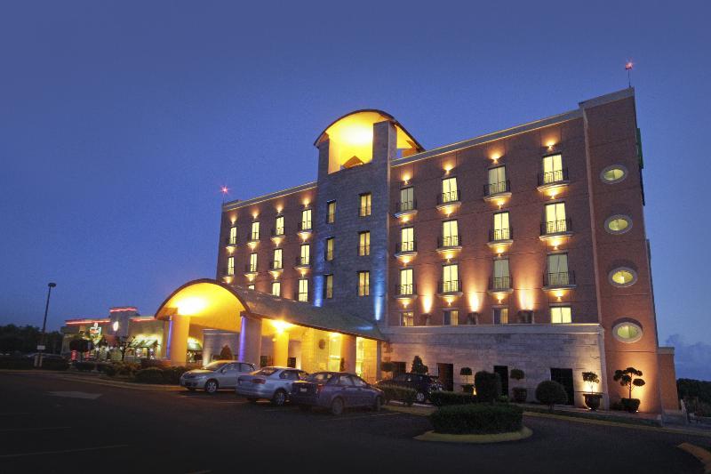 Holiday Inn Express Silao-Aeropuerto Bajio By Ihg Екстер'єр фото
